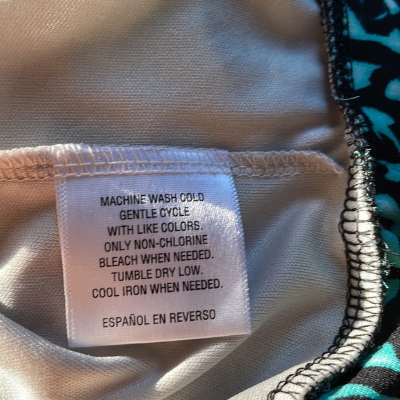 Top - Picture 4 of 4